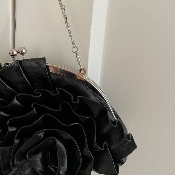 Black flower evening clutch handbag - Picture 6 of 12
